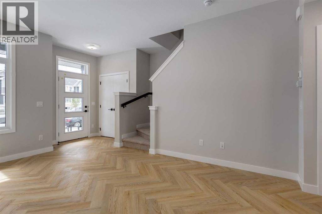 Calgary, AB T3S0R2,7133 Rangeview Avenue SE