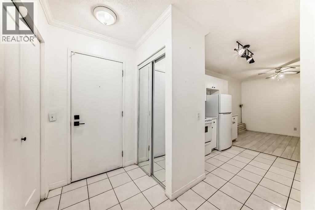 Calgary, AB T2E0E8,205, 626 2 Avenue NE