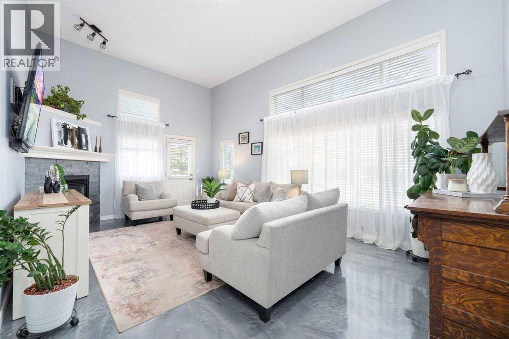 Okotoks, AB T1S1M2,3, 41 Hunters Gate