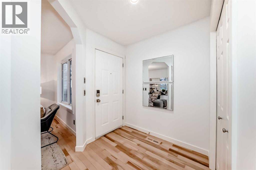 Calgary, AB T2X3W4,117 Chapalina Close SE