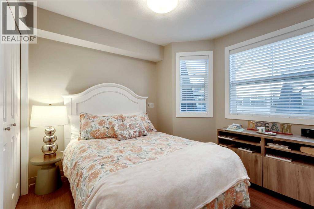 Calgary, AB T2Y5G9,425, 2635 Eversyde Avenue SW