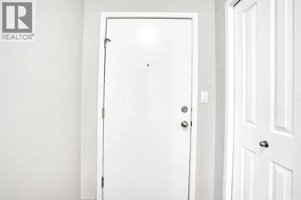 Calgary, AB T3J0H4,1119, 333 Taravista Drive NE