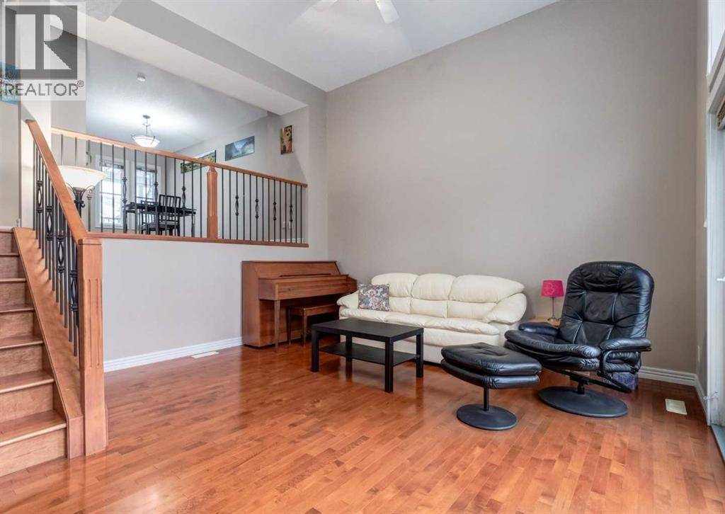 Calgary, AB T3G6B5,12 Royal Oak Lane NW