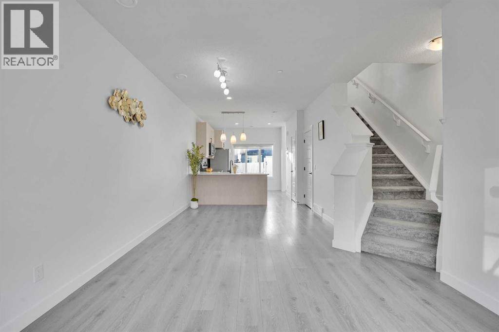 Calgary, AB T3P1H9,131 LUCAS Boulevard