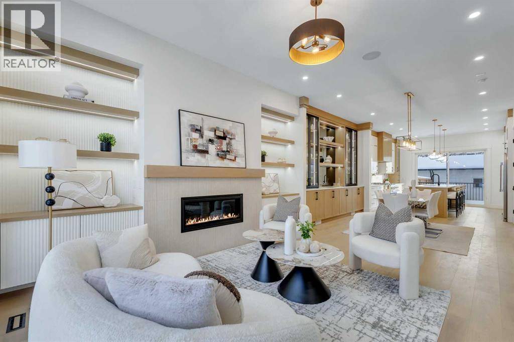 Calgary, AB T2M1K1,631 21 Avenue NW