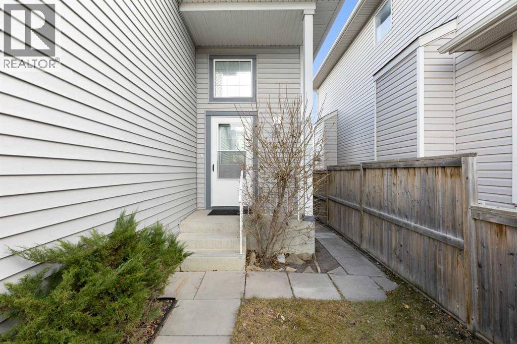 Calgary, AB T2Y4G9,46 Bridleridge Way SW