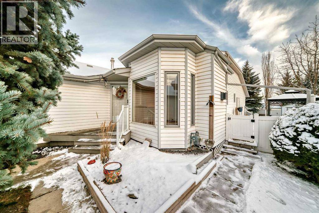 Red Deer, AB T4P3P6,135 Kemp Avenue