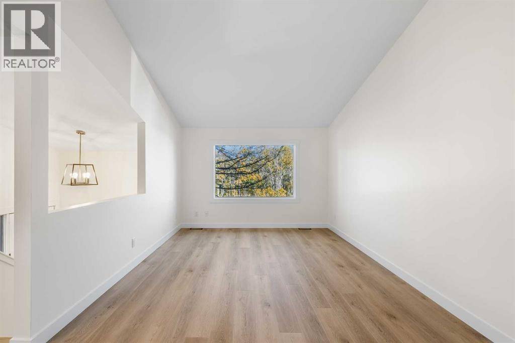 Calgary, AB T2W3H9,4 Cedarwood Rise SW