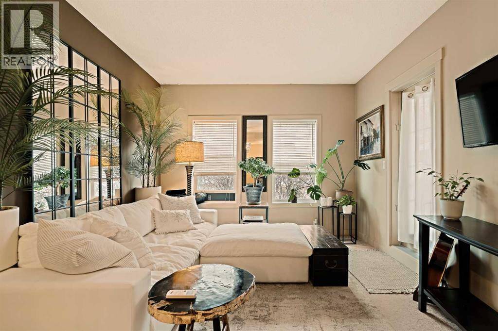 Calgary, AB T3E7R2,1411, 5605 Henwood Street SW