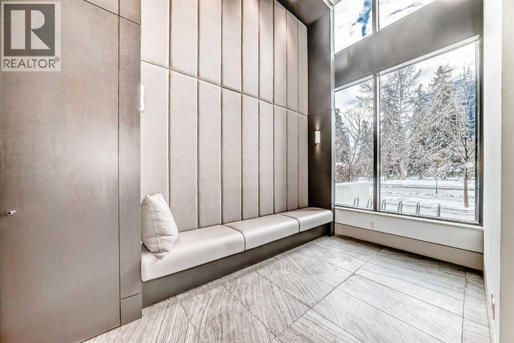 Calgary, AB T2X2G2,602, 310 12 Avenue SW