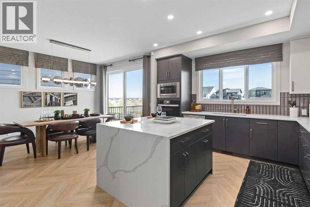 Calgary, AB T2X5W2,72 Creekstone Grove SW