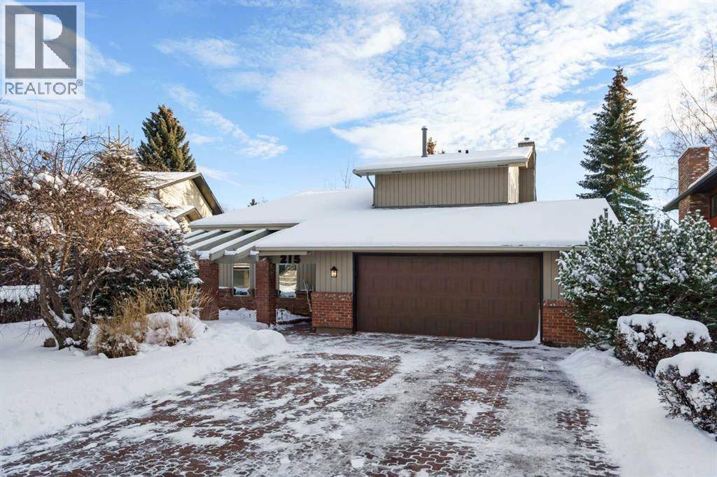 Calgary, AB T3A2K1,215 Edgemont Place NW