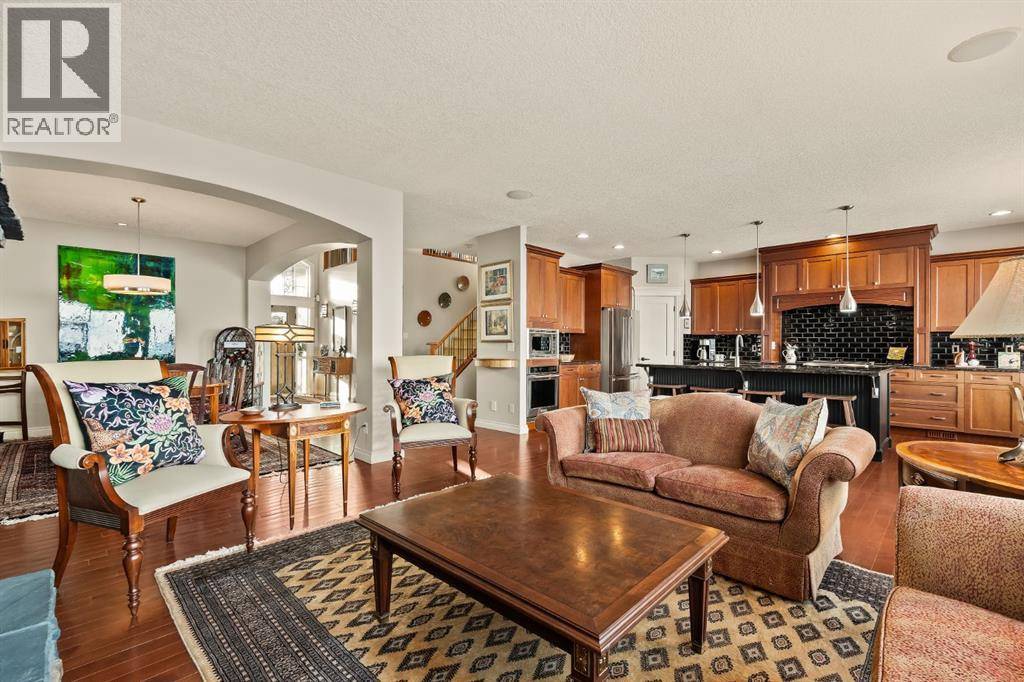 Calgary, AB T3H5T6,353 Discovery Ridge Boulevard SW