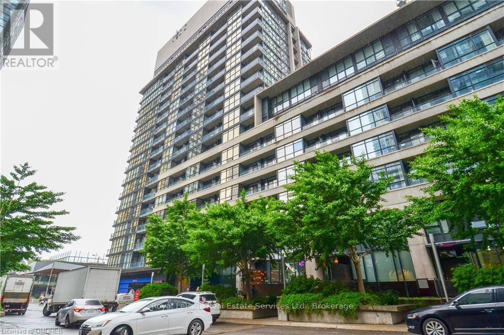 Toronto (waterfront Communities), ON M5V3Z5,8 TELEGRAM Mews #832