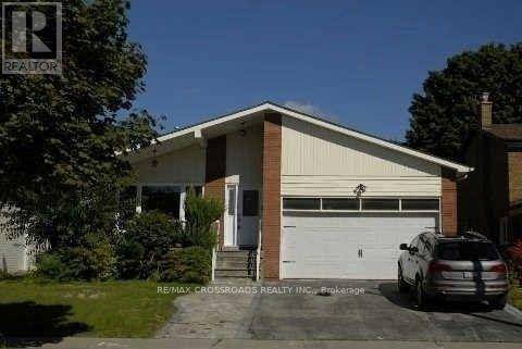 Toronto (bayview Woods-steeles), ON M2H1E7,782 Cummer AVE #Lower