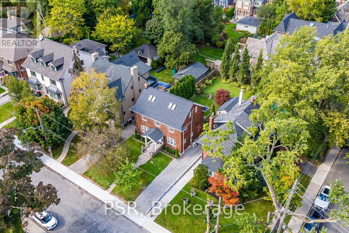 Toronto (lawrence Park South), ON M5N1T1,170 STRATHALLAN BOULEVARD