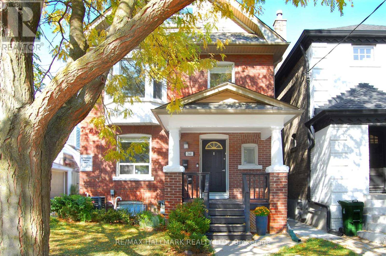 Toronto (mount Pleasant East), ON M4S1W4,260 SOUDAN AVENUE