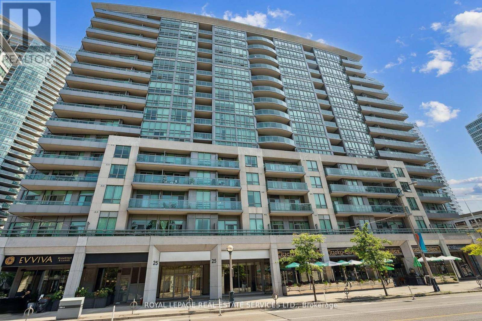 Toronto (waterfront Communities), ON M5J3A1,25 Lower Simcoe ST #1807