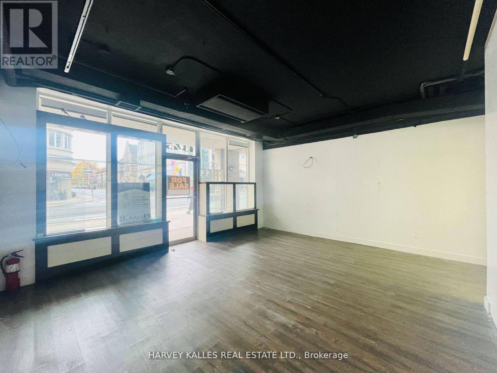 Toronto (rosedale-moore Park), ON M4T1X9,1345 Yonge ST #Unit 6