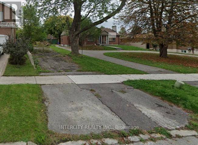 Toronto (pleasant View), ON M2J3T4,77A ERNEST AVENUE S