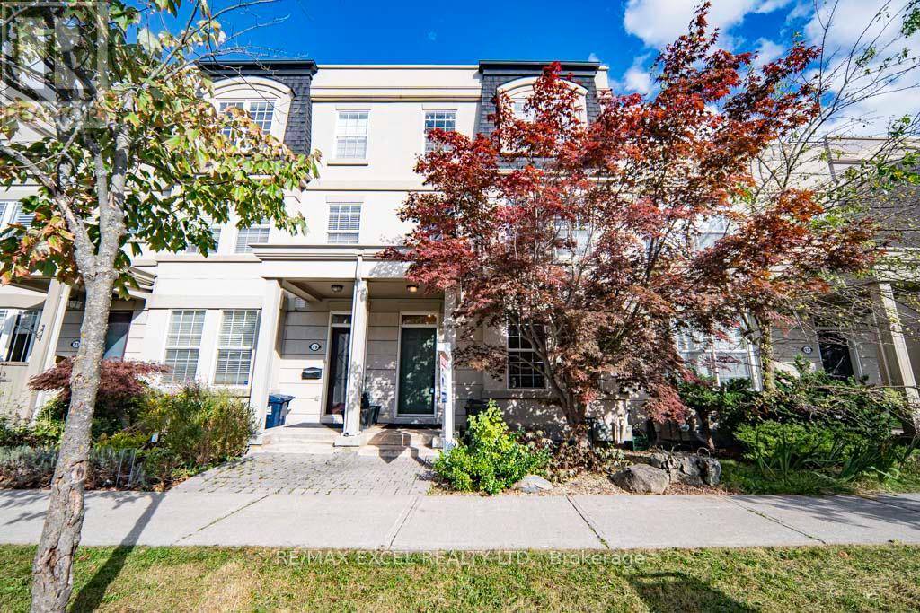 Toronto (banbury-don Mills), ON M3B3S2,17 PREAKNESS DRIVE