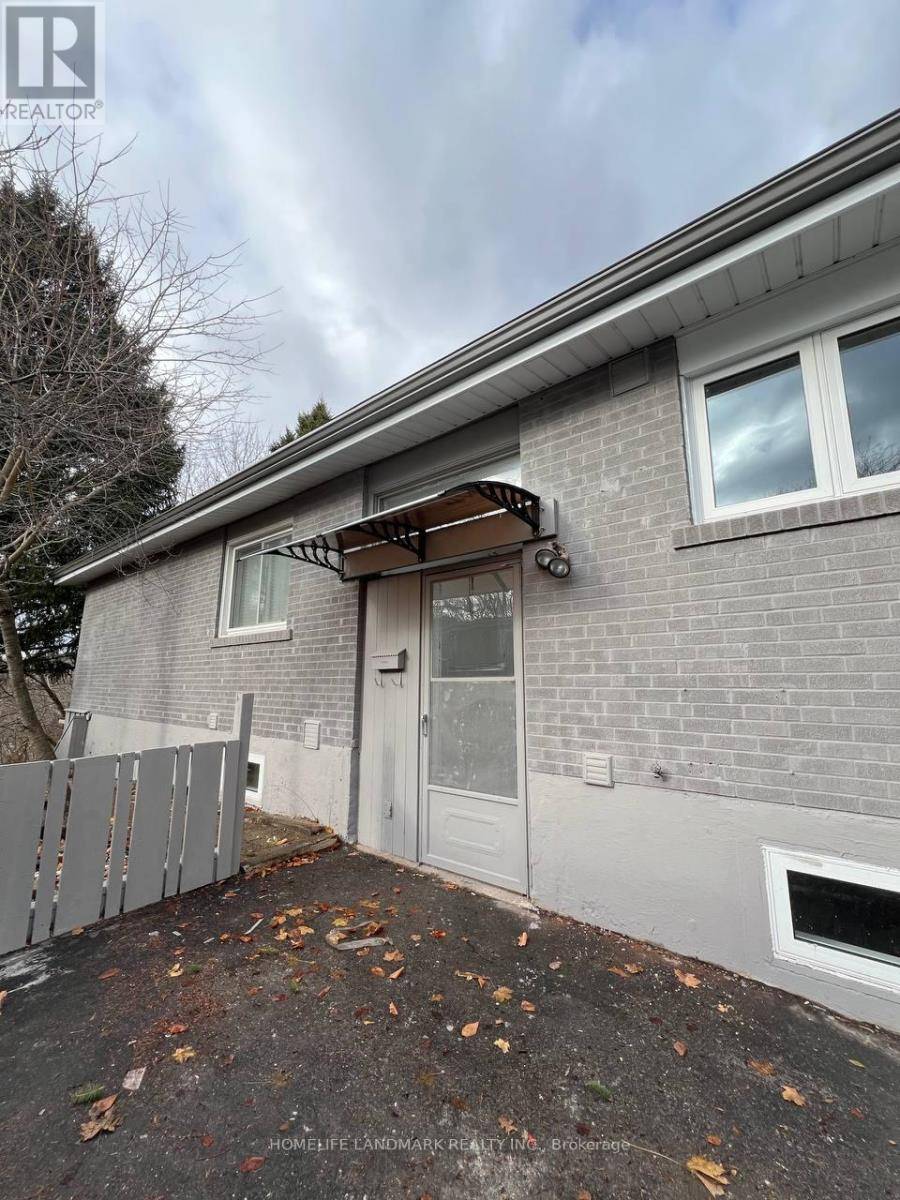 Toronto (victoria Village), ON M4A1V5,201B Sweeney DR #Unit B