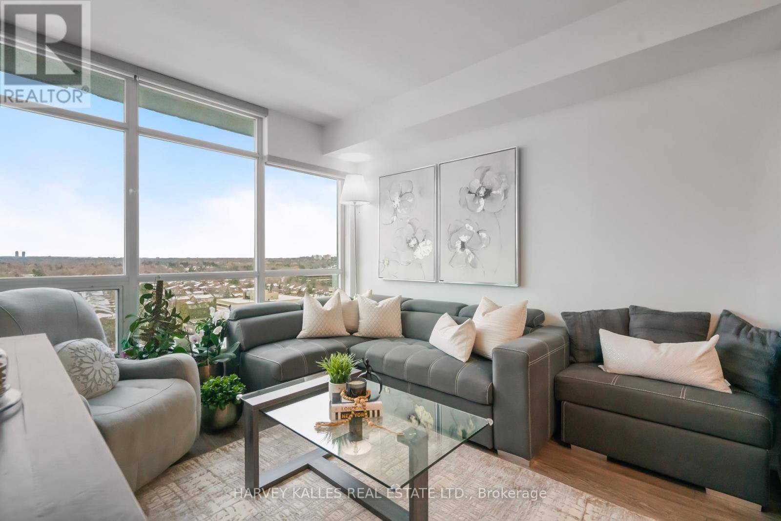 Toronto (bayview Village), ON M2K0B1,15 Singer CT #Ph06
