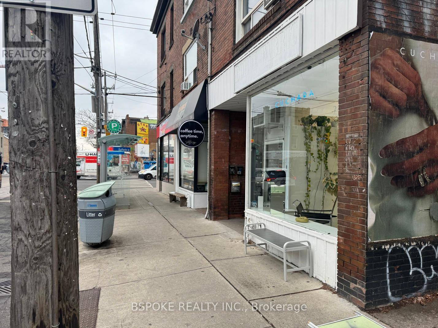 Toronto (dufferin Grove), ON M6H1B3,1102 COLLEGE STREET