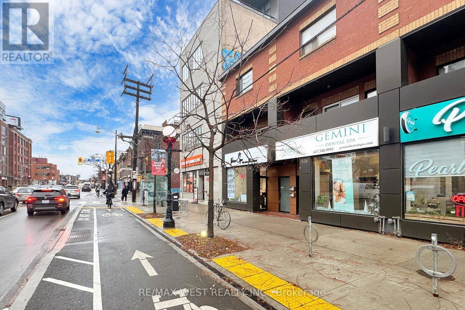 Toronto (palmerston-little Italy), ON M6G1A6,536 College ST #A