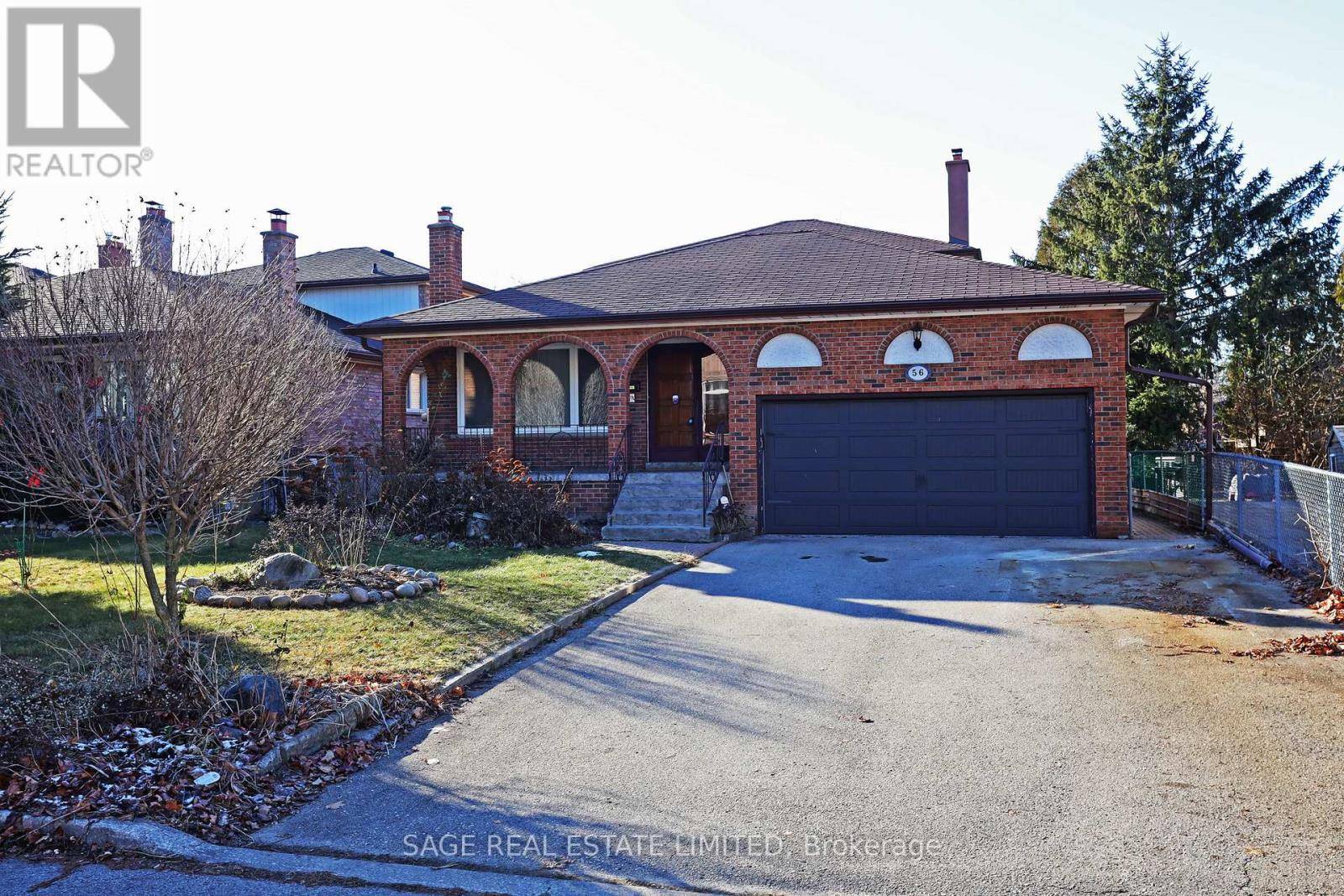 Toronto (newtonbrook West), ON M2M1T7,56 FAIRCHILD AVENUE