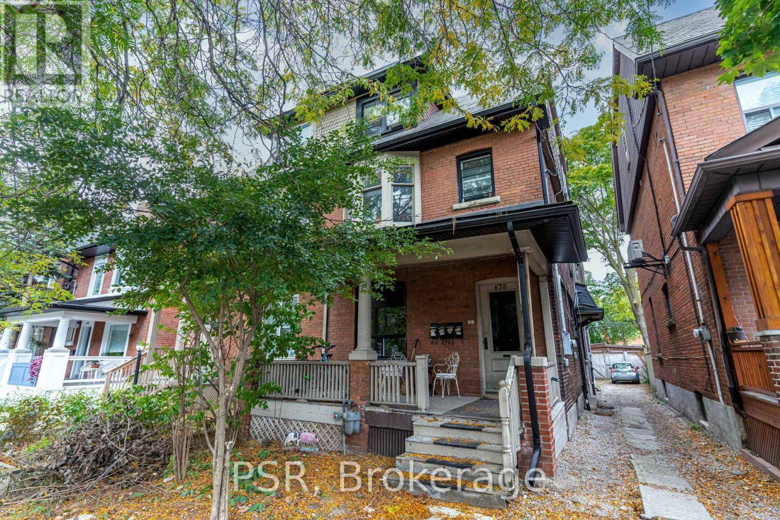 Toronto (annex), ON M5R2R9,678 Huron ST #200