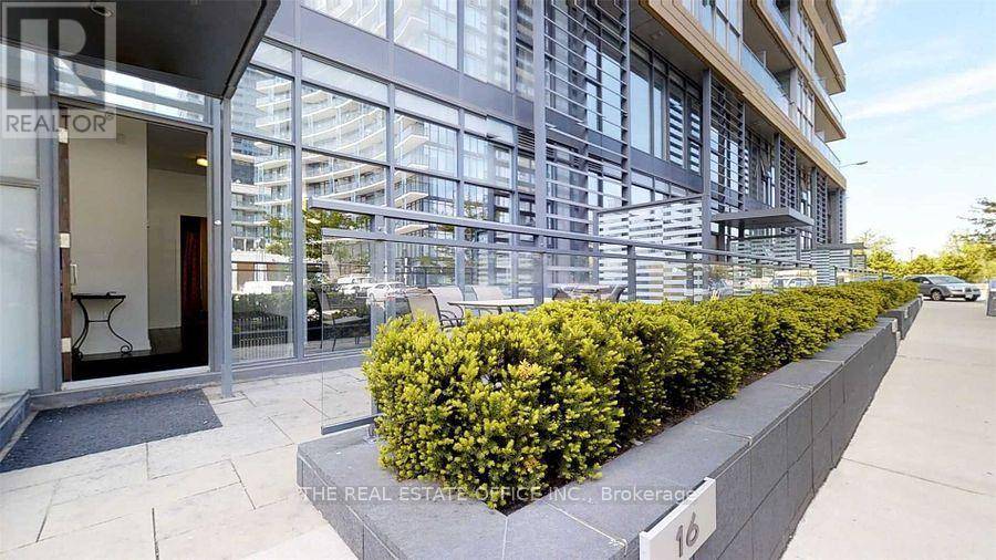 Toronto (waterfront Communities), ON M5V4A3,16 Capreol CT #G21