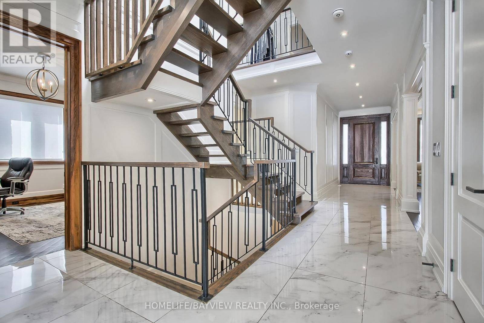 Toronto (newtonbrook West), ON M2R2J9,41 TRANSWELL AVENUE
