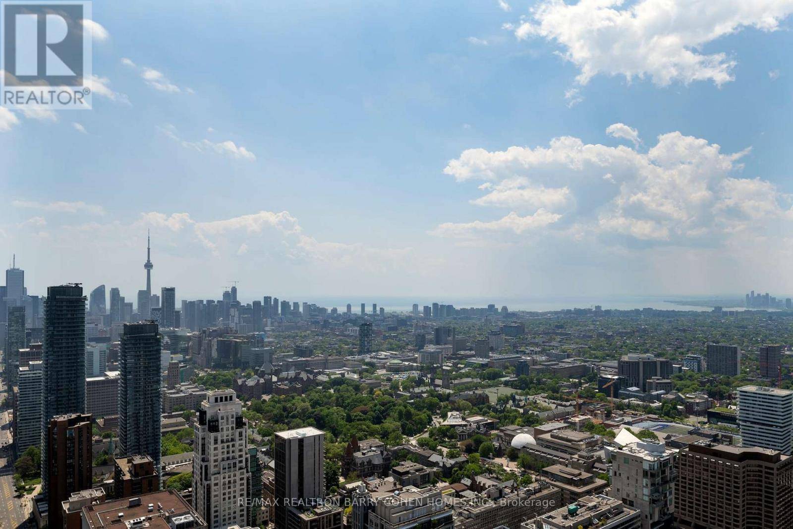 Toronto (annex), ON M4W1L4,50 Yorkville AVE #5202