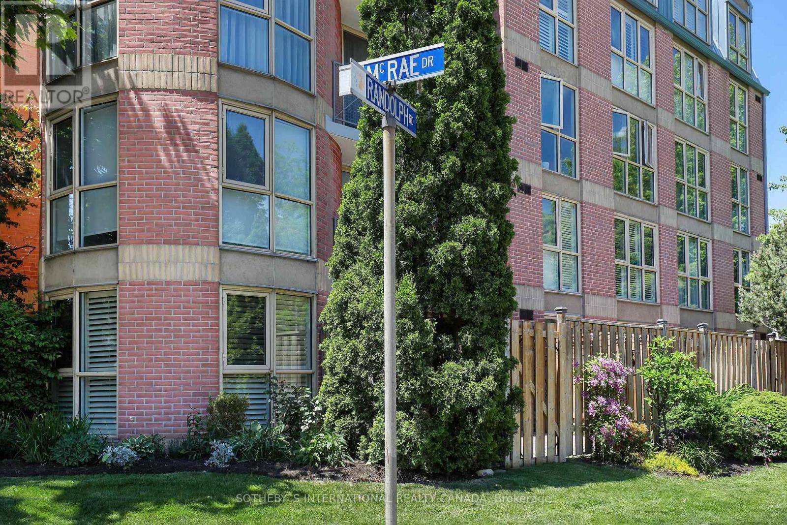 Toronto (leaside), ON M4G4G4,356 McRae DR #508