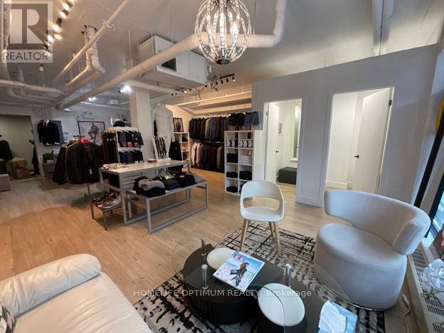 Toronto (bayview Village), ON M2K2S7,621 Sheppard AVE East #202