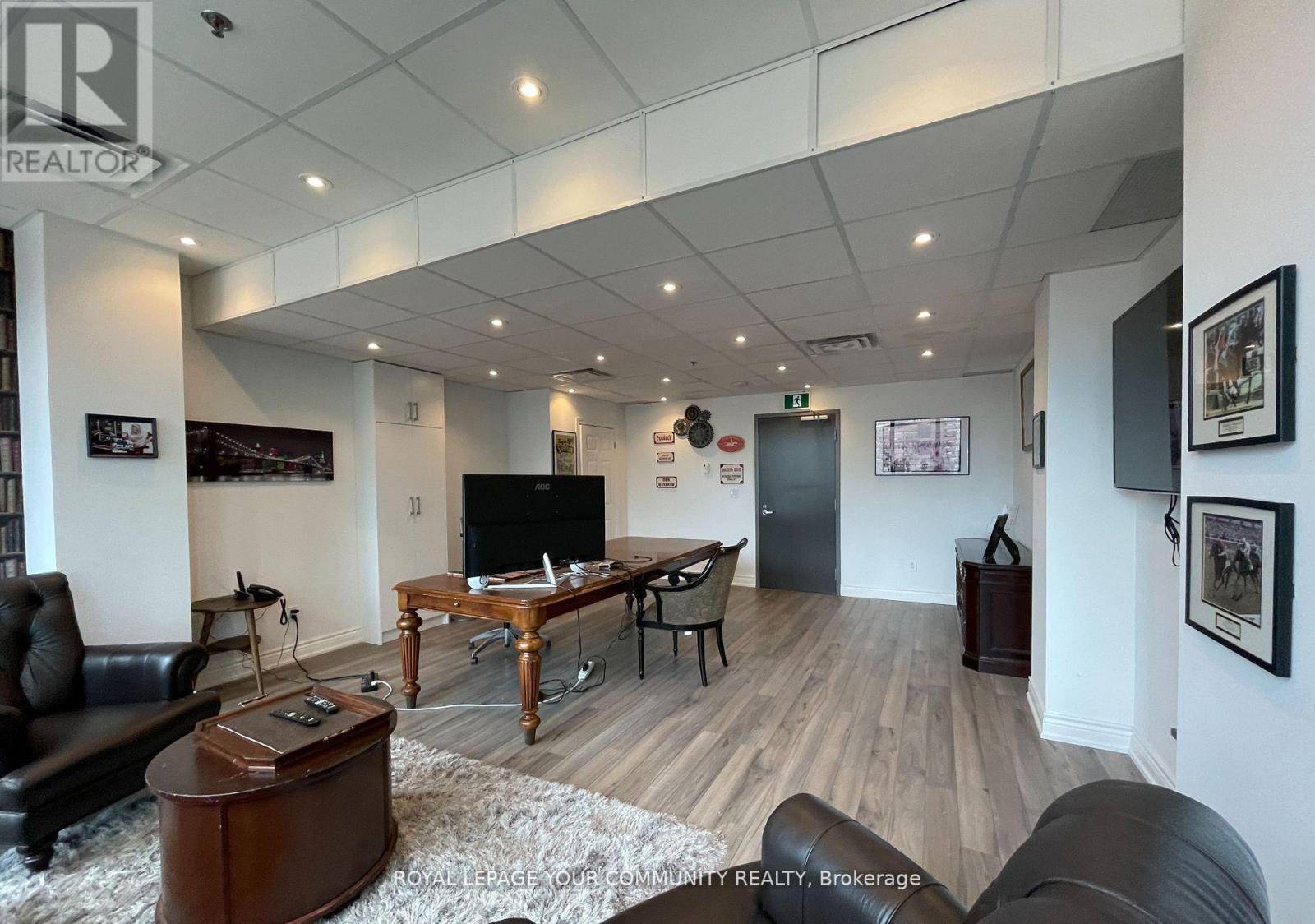 Toronto (lansing-westgate), ON M2N5M6,4750 Yonge ST #318