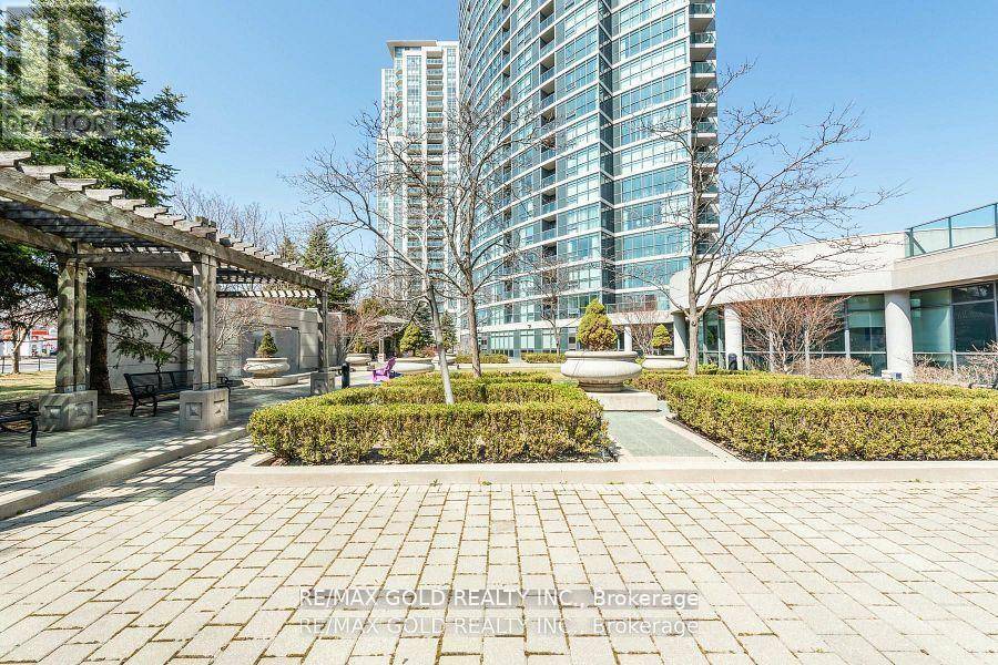 Toronto (willowdale East), ON M2N7A9,30 Harrison Garden BLVD North #2310