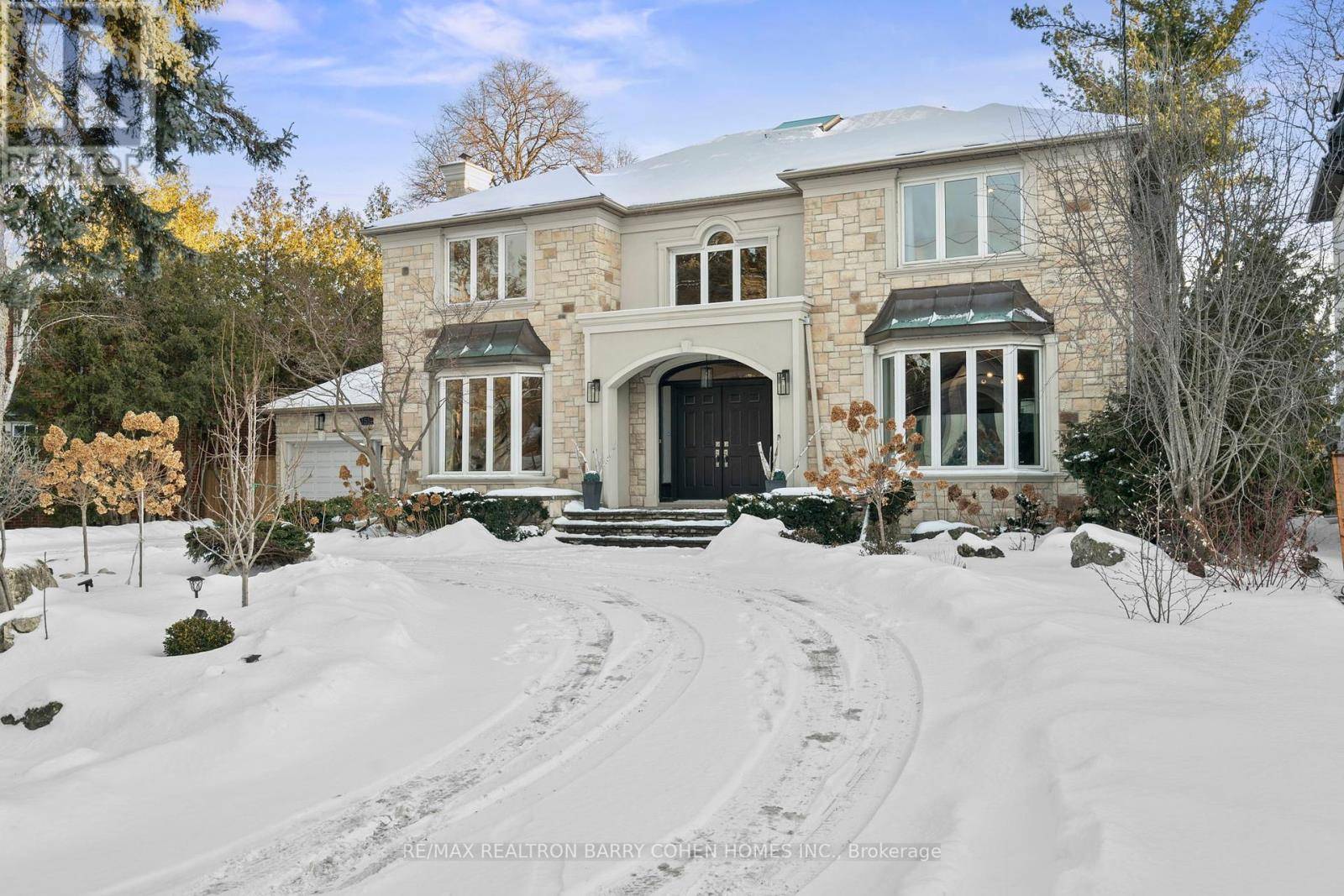 Toronto (bridle Path-sunnybrook-york Mills), ON M2L1H2,151 HIGHLAND CRESCENT