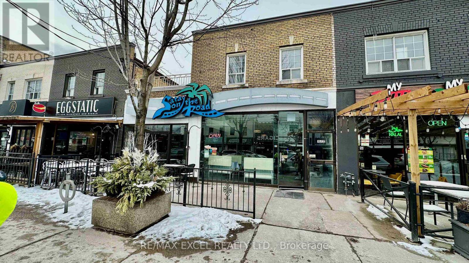 Toronto (leaside), ON M4G3B7,1570-72 BAYVIEW AVENUE