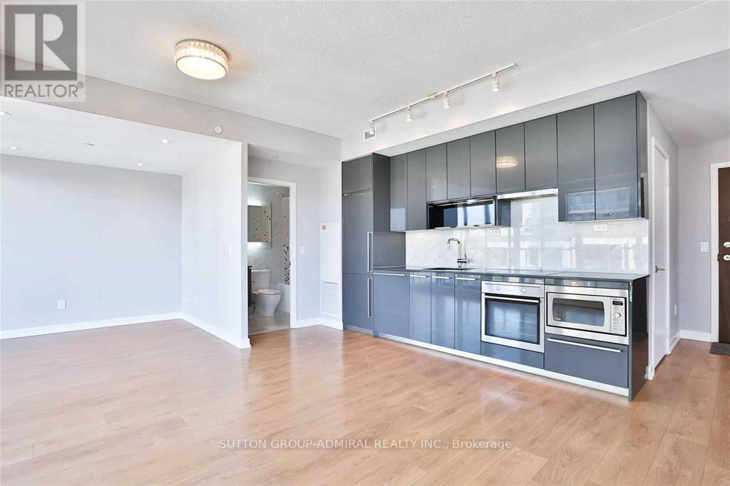 Toronto (bayview Village), ON M2K2X9,115 Mcmahon DR #512