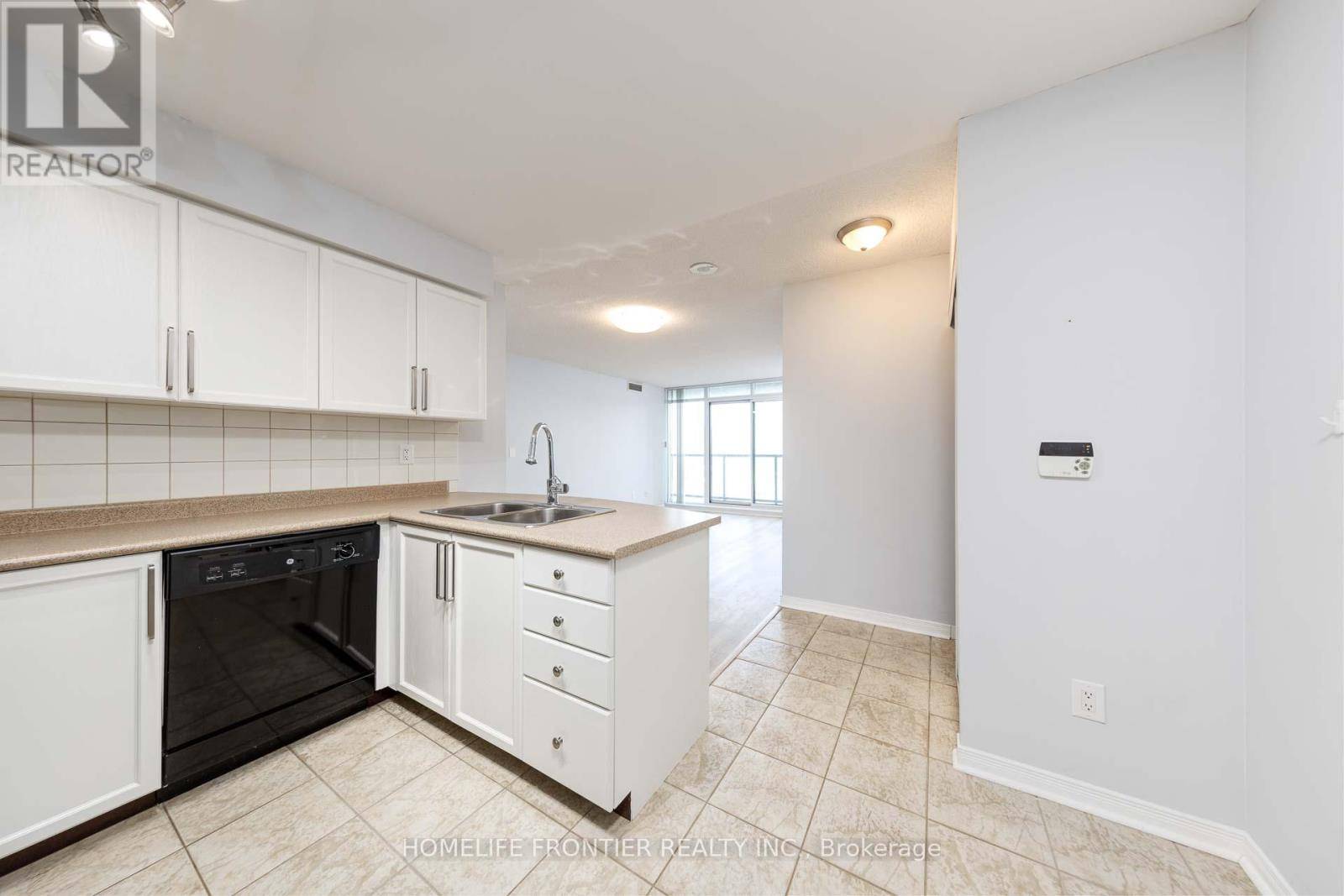 Toronto (willowdale West), ON M2N7L2,5508 Yonge ST #808
