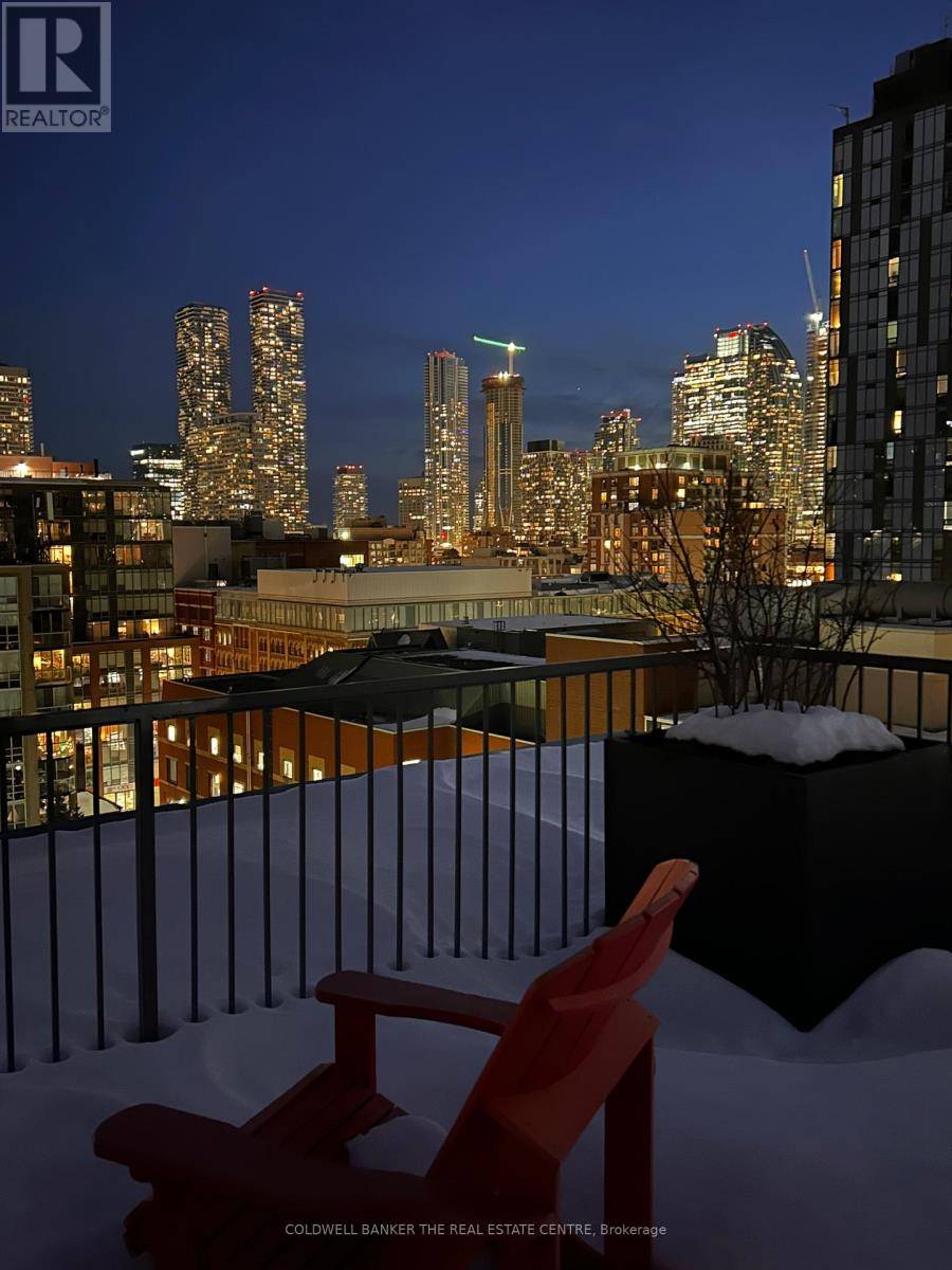 Toronto (moss Park), ON M5A4S8,311 Richmond ST East #704
