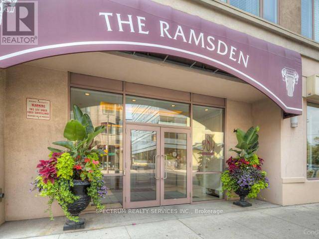 Toronto (annex), ON M4W3V8,980 Yonge ST #205