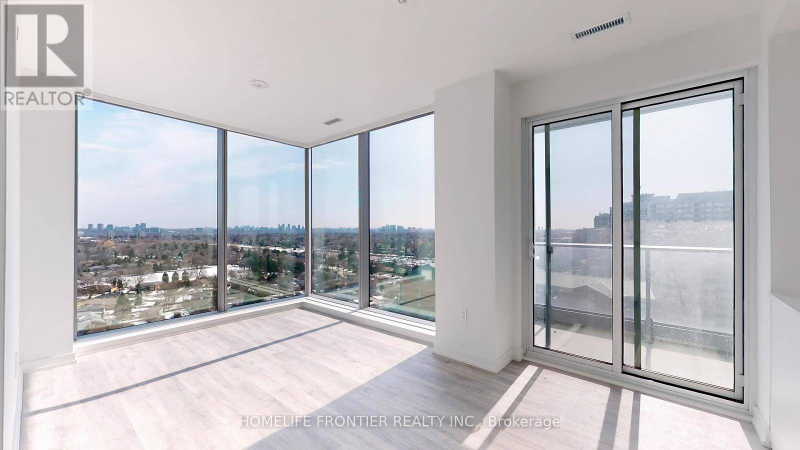 Toronto (newtonbrook East), ON M2M0B9,8 Olympic Garden DR #1604