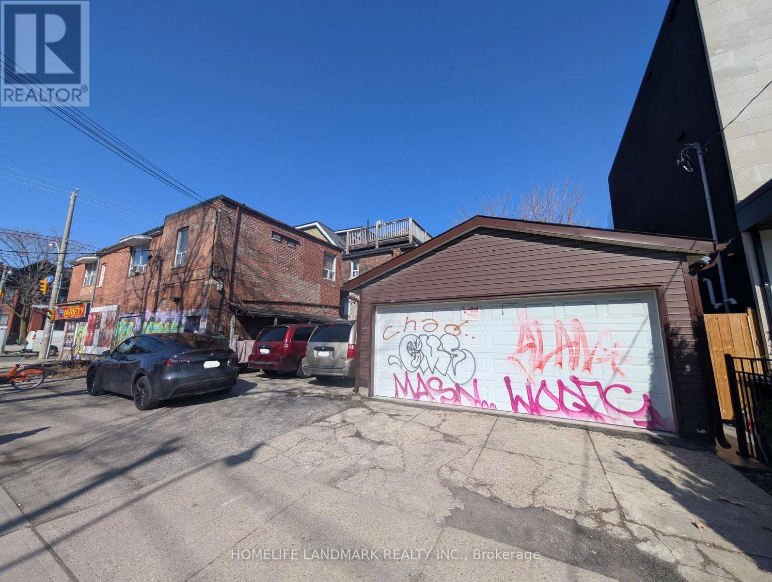 Toronto (university), ON M5S2R2,621 BATHURST STREET