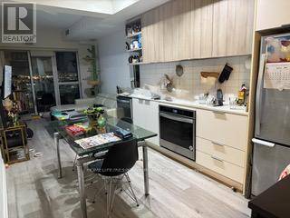 Toronto (flemingdon Park), ON M3C0P1,6 SONIC WAY #3005