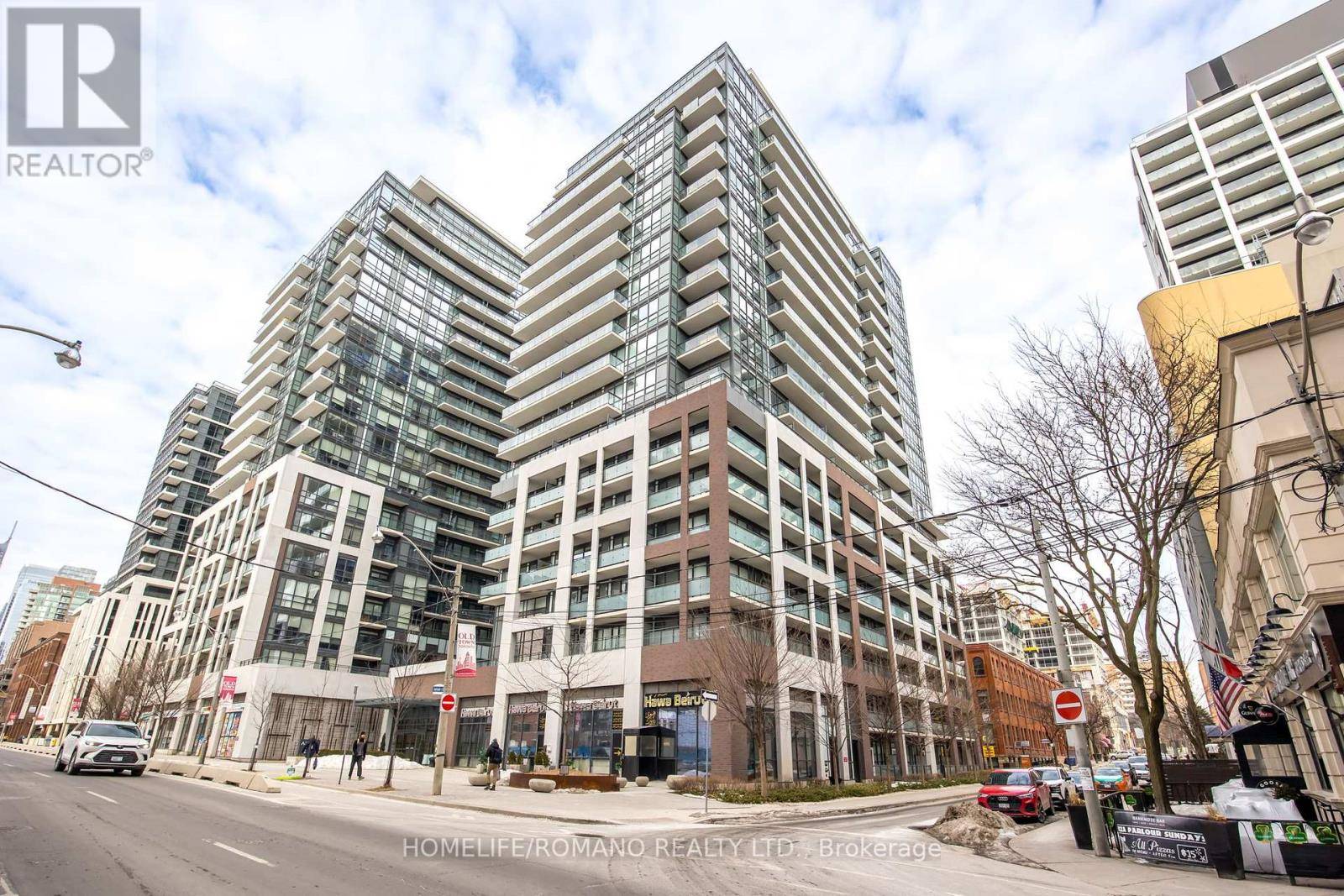 Toronto (moss Park), ON M5A1N4,462 ADELAIDE STREET E