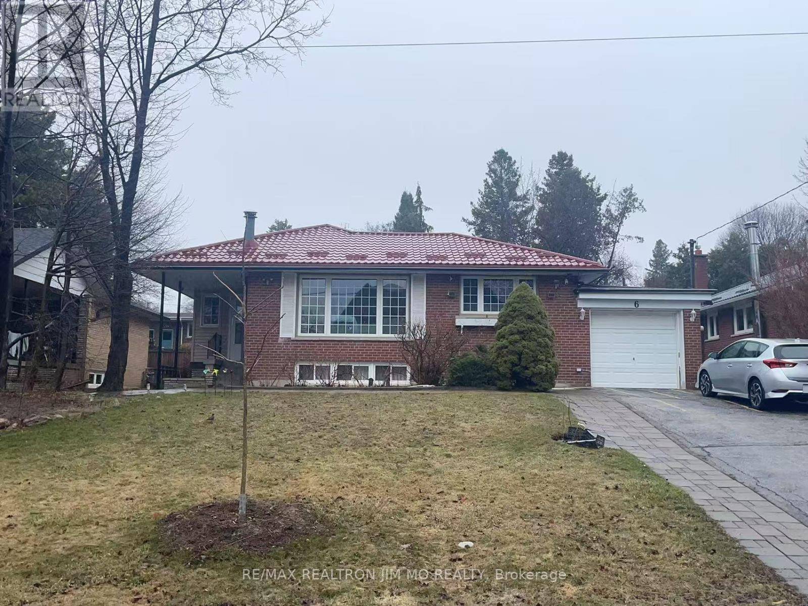 Toronto (parkwoods-donalda), ON M3A1N4,6 Royal Doulton DR #Main