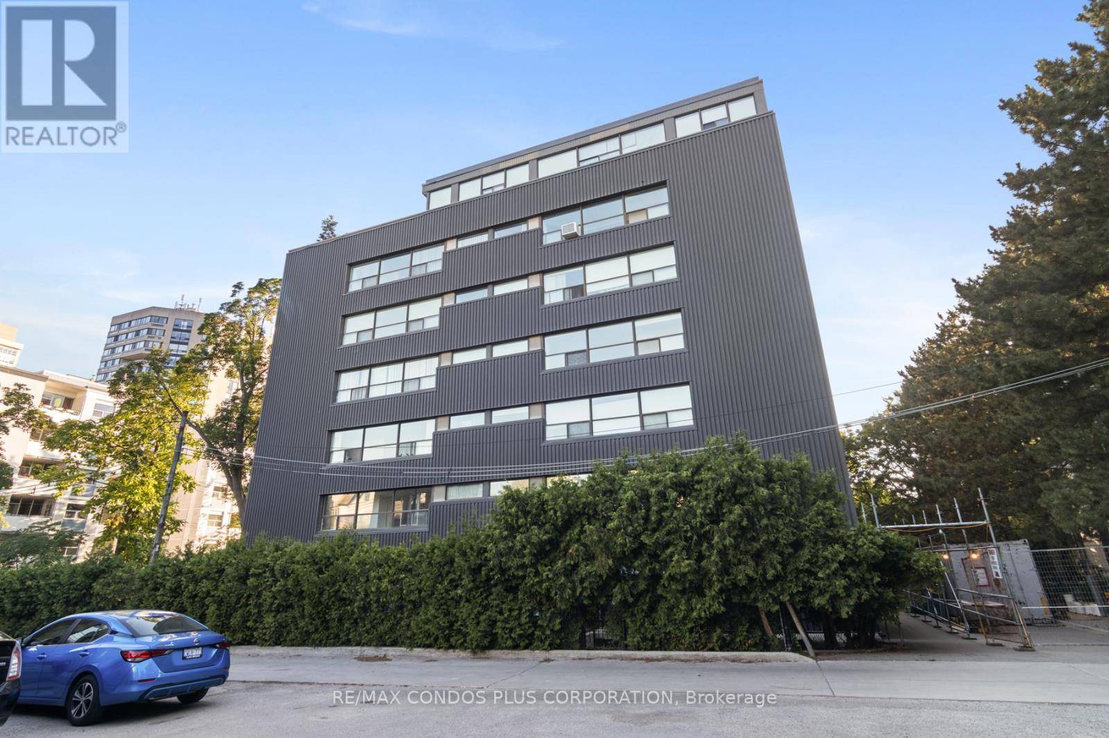 Toronto (forest Hill South), ON M5P1P7,60 Montclair AVE #607